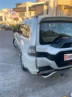 ميتسوبيشي باجيرو